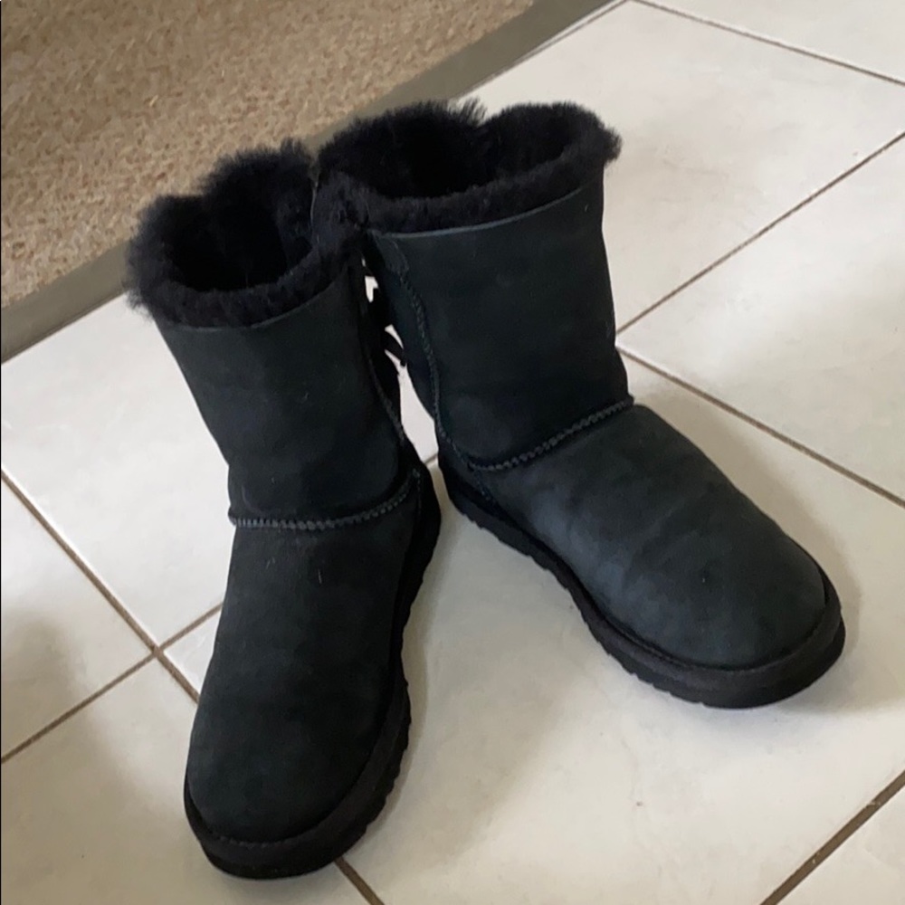 Bailey bow uggs
